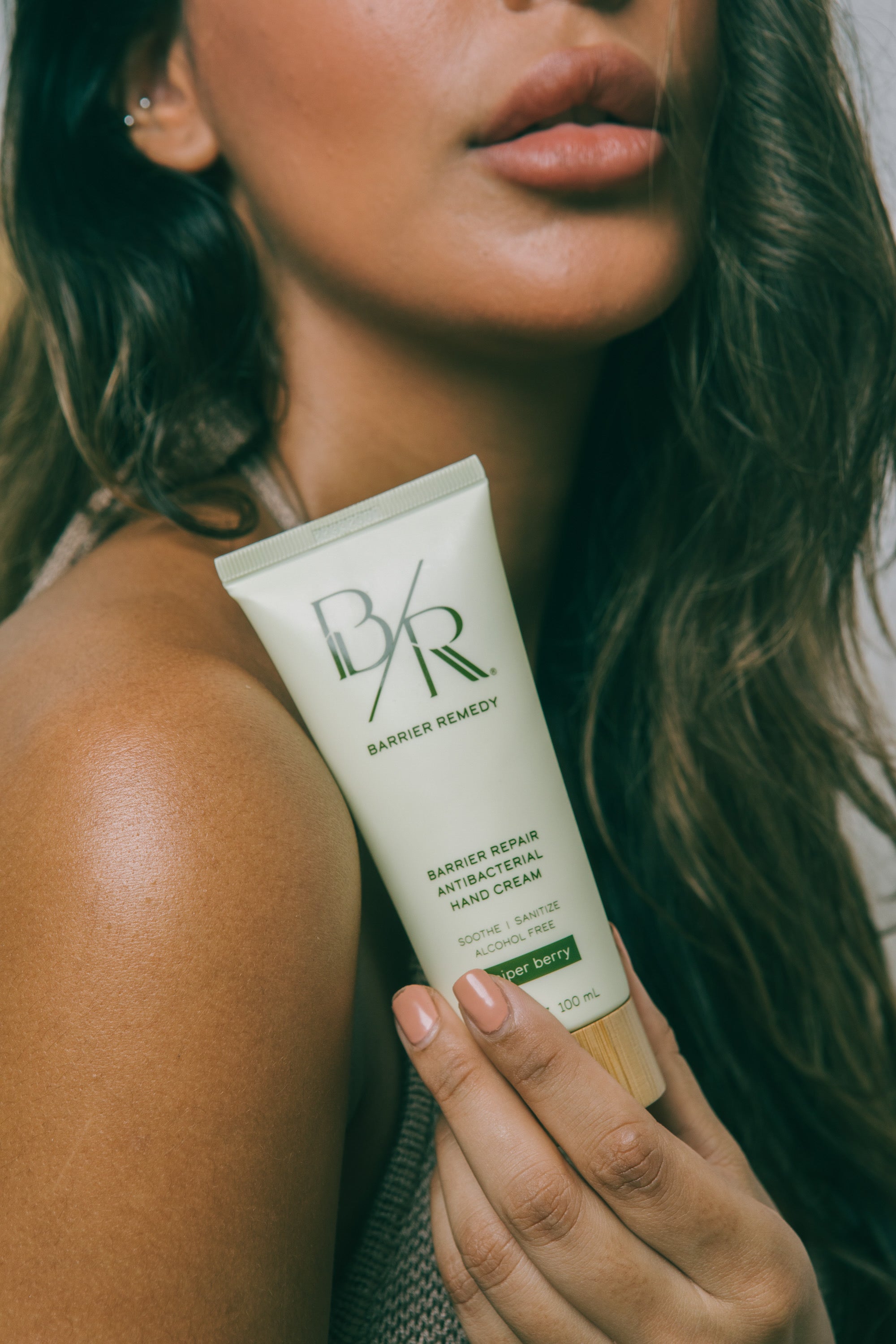 The Rise of Alcohol-Free Hand Sanitizers: A Comprehensive Guide